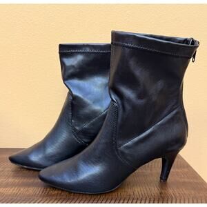 Aerosoles pointed shiny black booties faux leather size 8.5 heeled